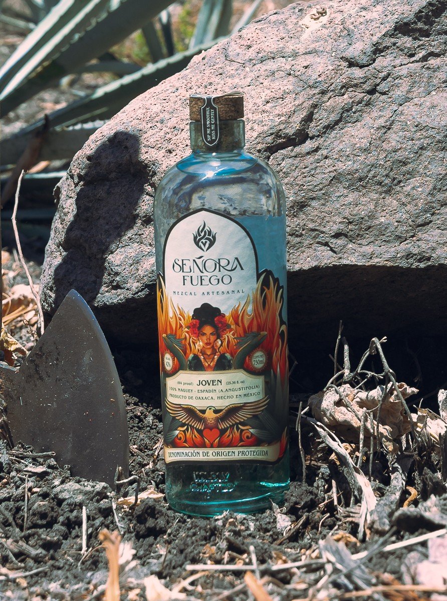 Botella de Mezcal Espadín
